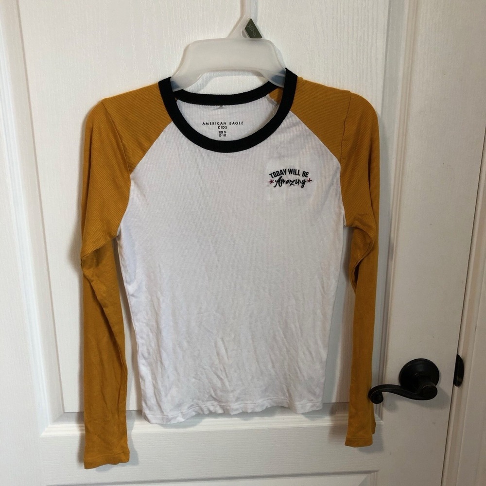 American Eagle Kids Raglan Shirt Size 16‎ White Mustard Yellow Amazing Graphic